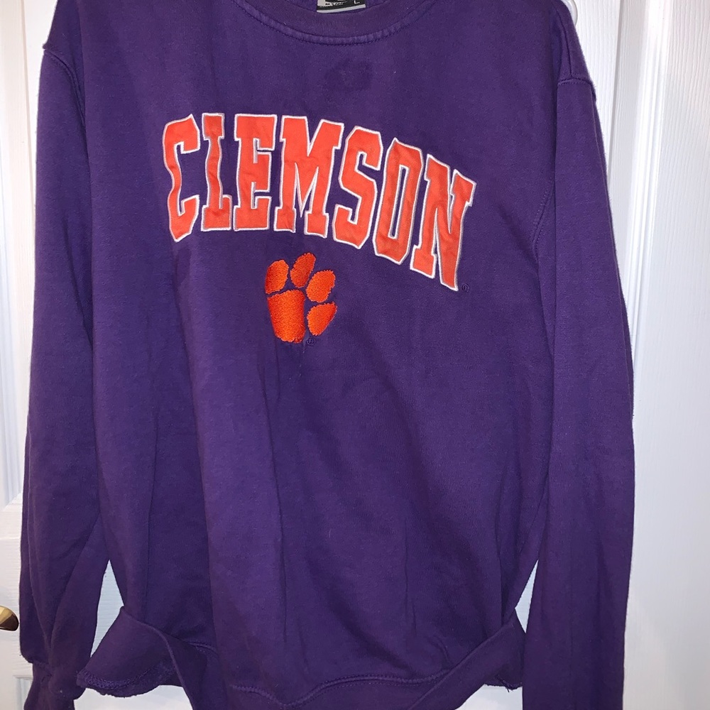 Clemson Sweatshirt *Stain*